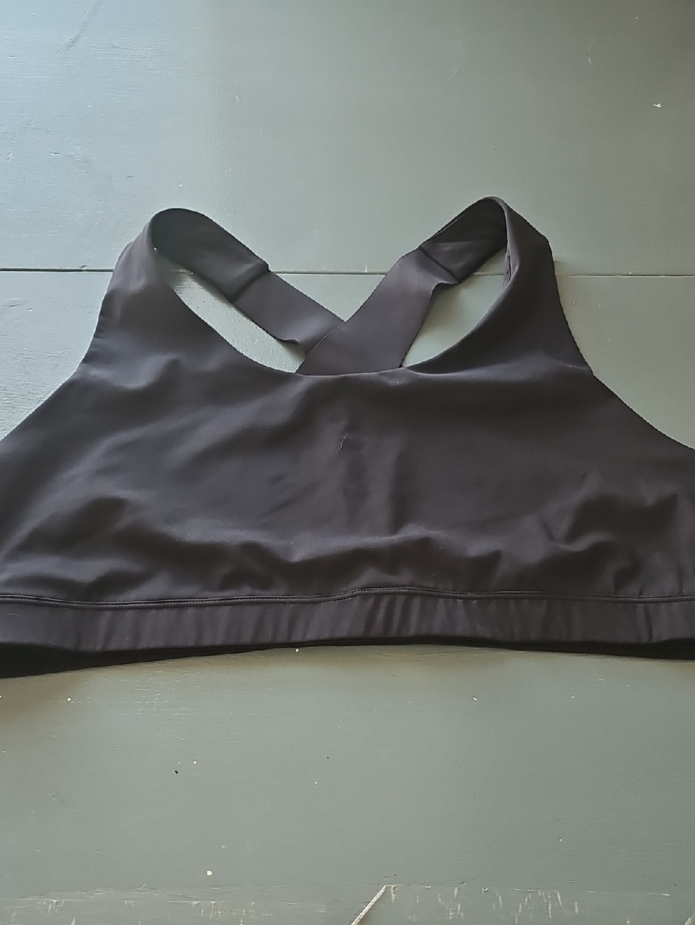 Old Navy Active XXL criss Cross Sports Bra. No Pads.‎